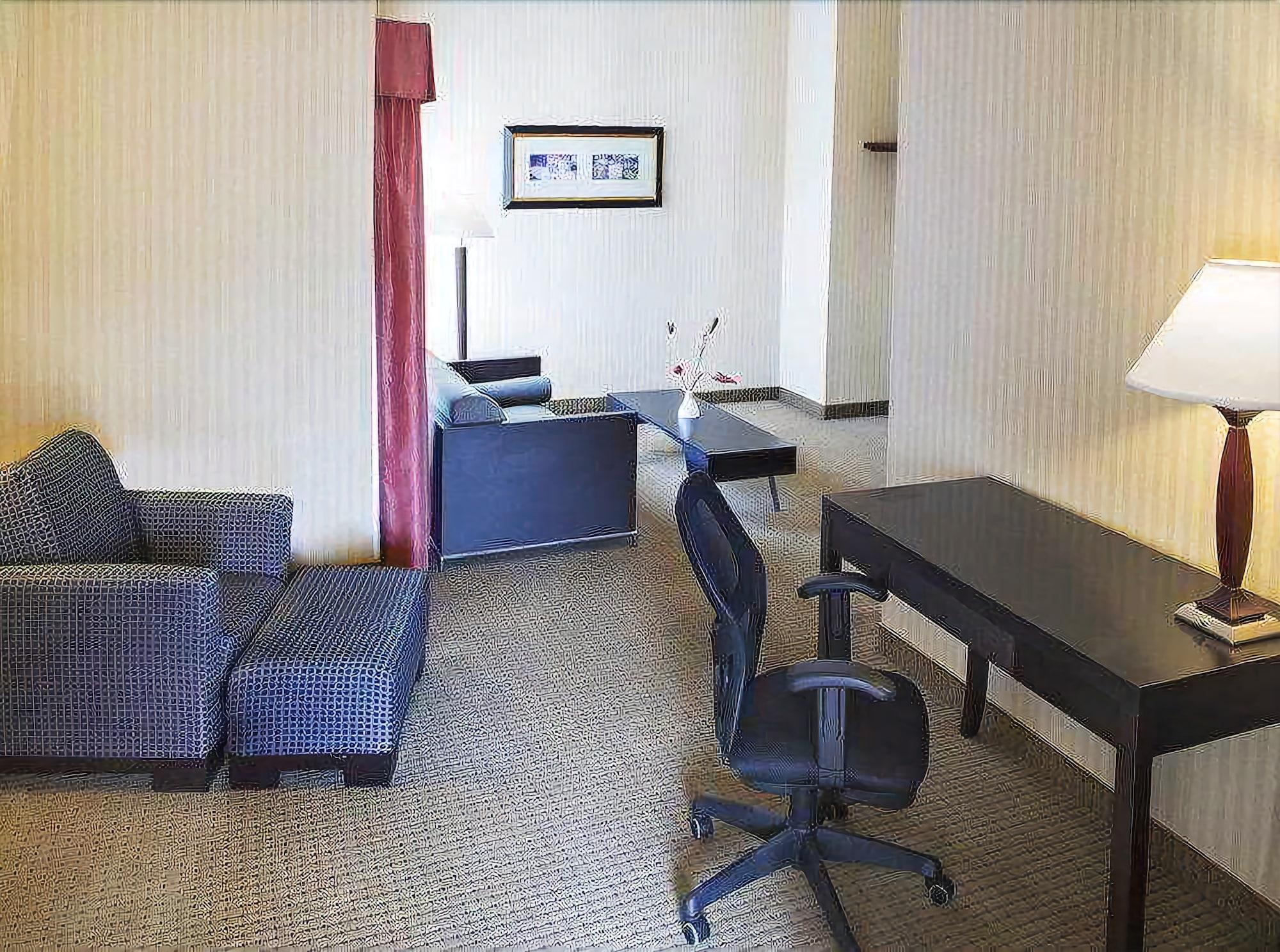 Baymont By Wyndham Monterey Park Hotel Exterior foto